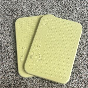 2 unused pinfolio pads